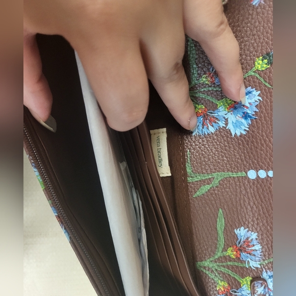 Vera Bradley Brown Floral Faux Leather Bachleor Button Dot Wallet Crossbody NWT - Picture 5 of 7